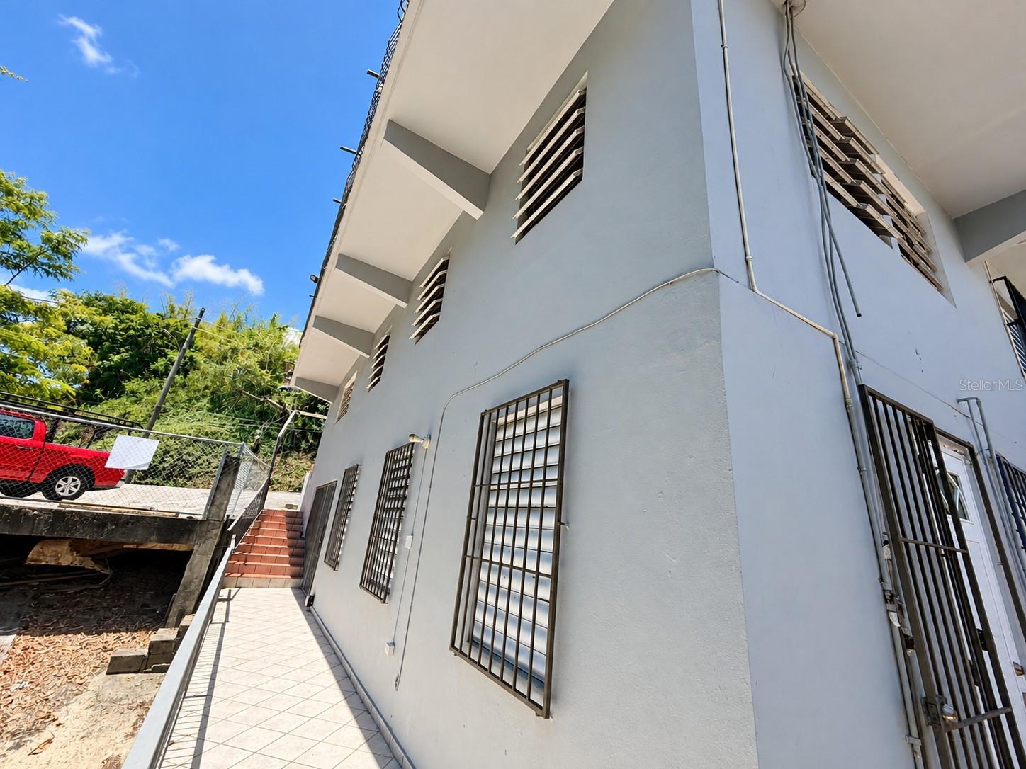 St 185 Km 18.8 Las Piñas Property Photo 3