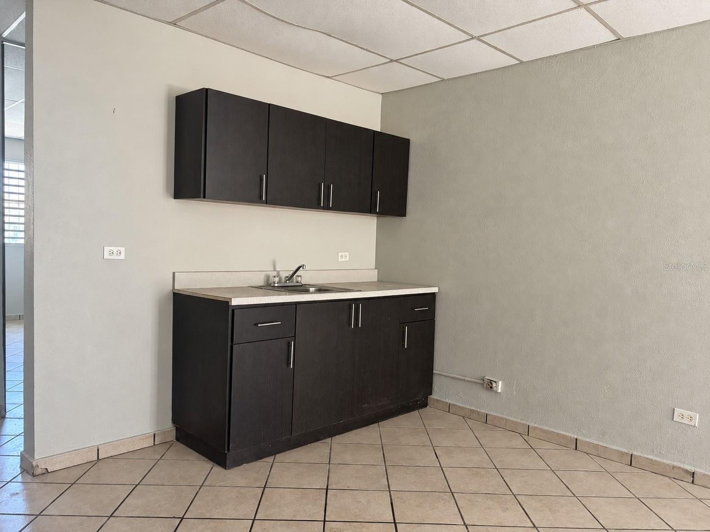 St 185 Km 18.8 Las Piñas Property Photo 8