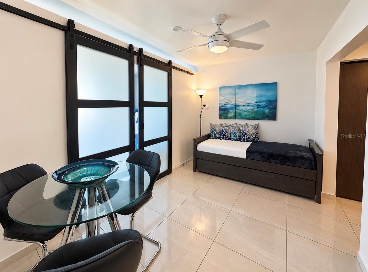 Esj Tower 176 Property Photo 8