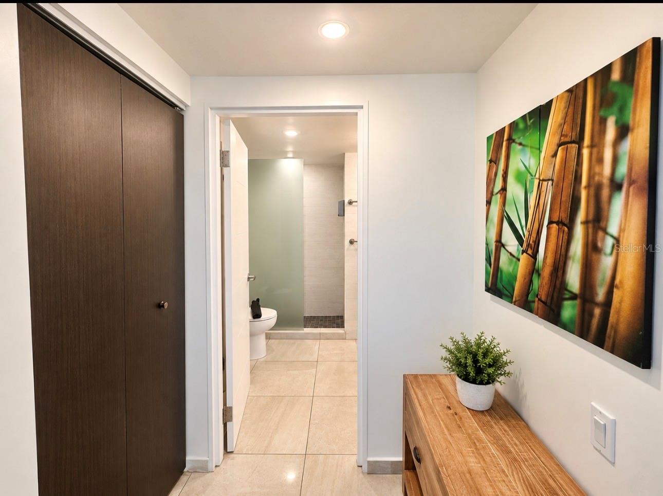 Esj Tower 176 Property Photo 14