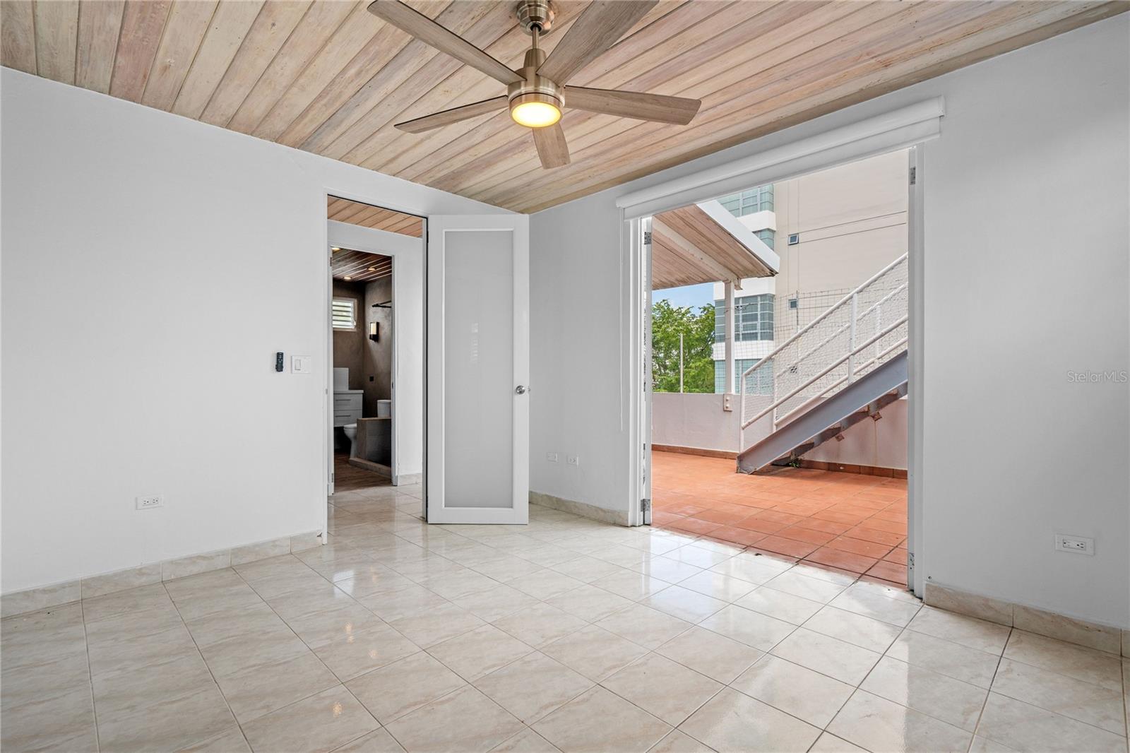 1223 Wilson Ave. #401 Property Photo 17