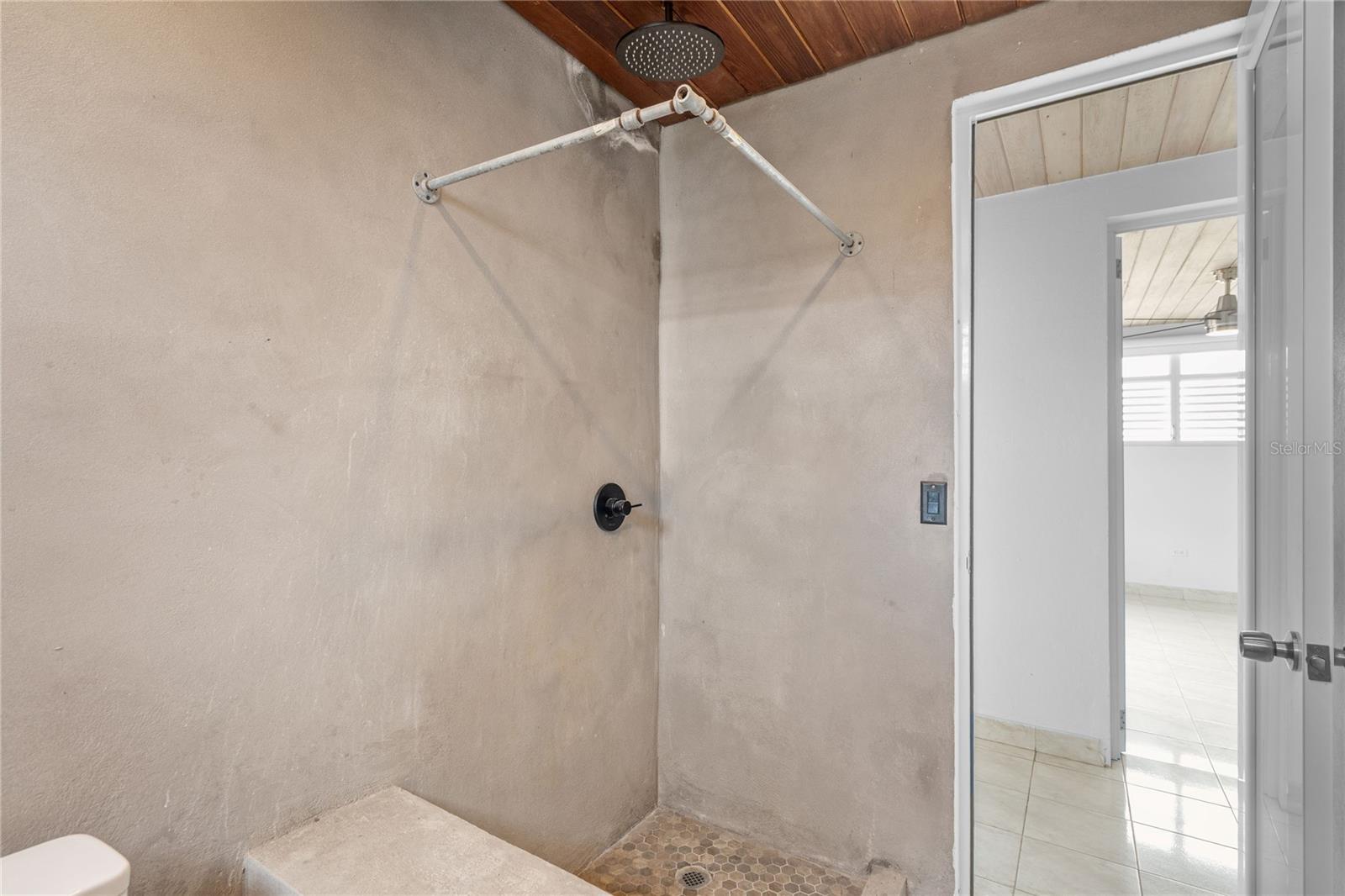 1223 Wilson Ave. #401 Property Photo 19