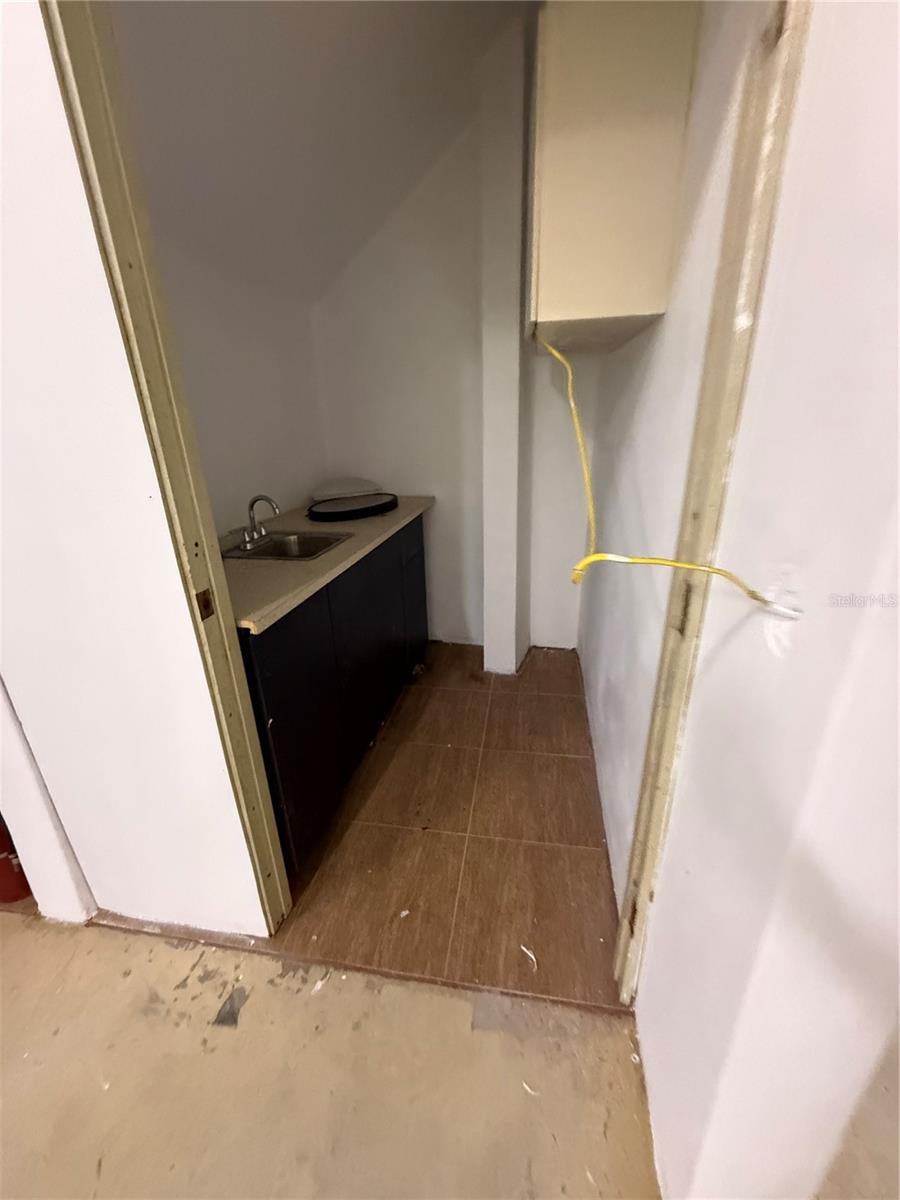 2121 Eduardo Conde Property Photo 18