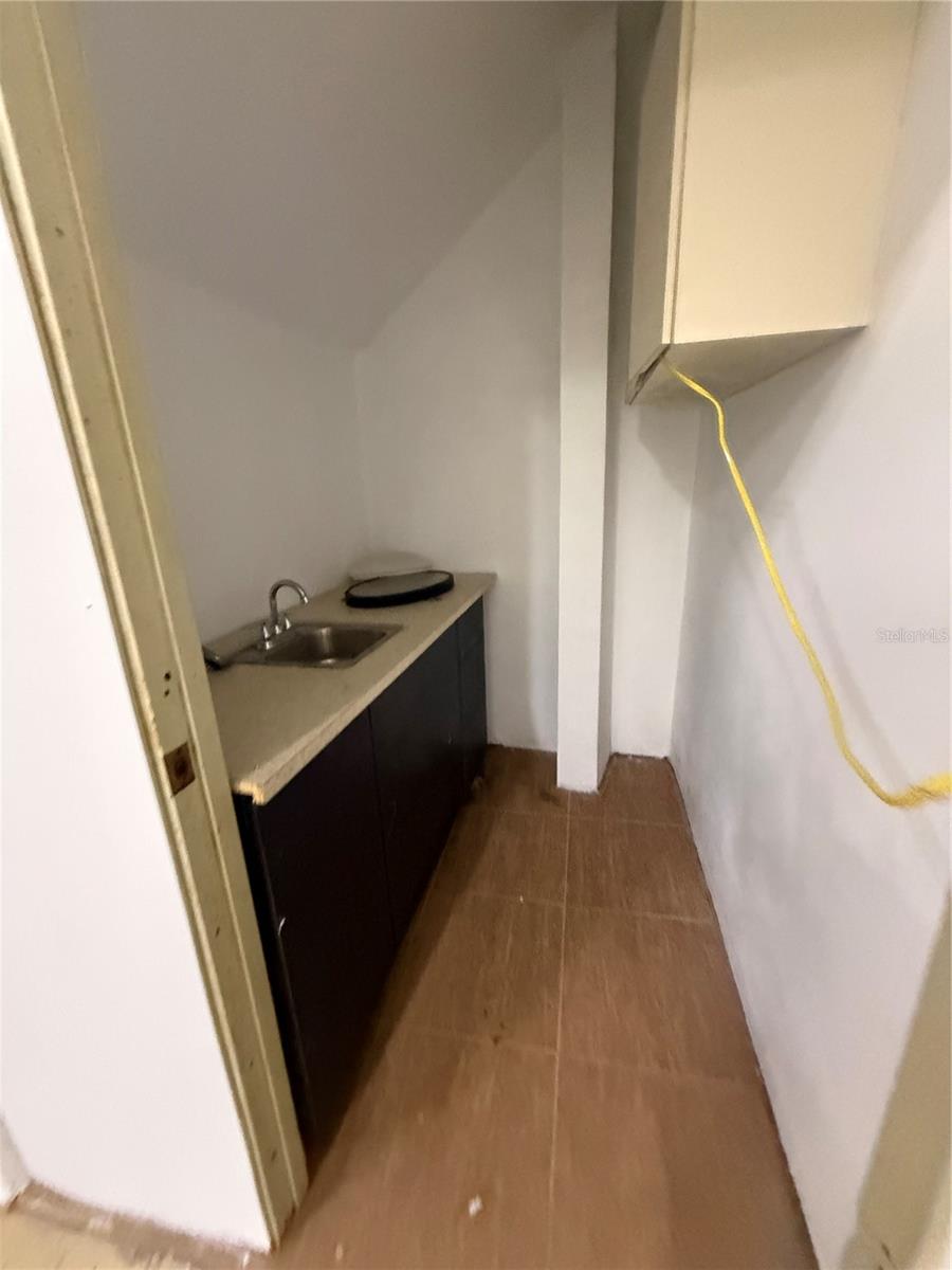 2121 Eduardo Conde Property Photo 19