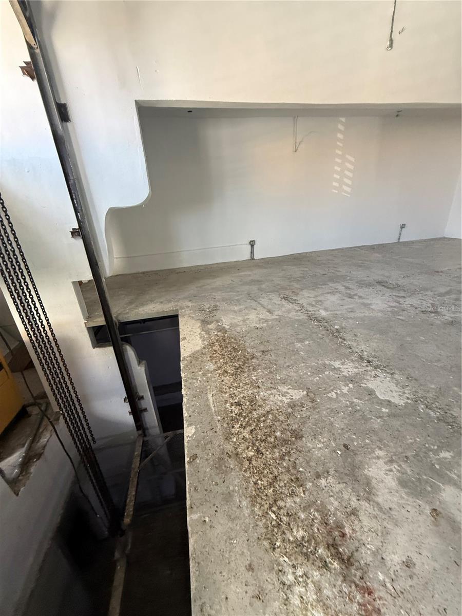 2121 Eduardo Conde Property Photo 32