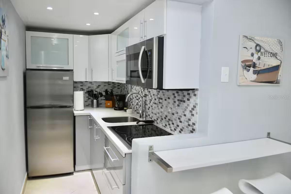 600 Manuel Fernandez Juncos #1221 Property Photo 64