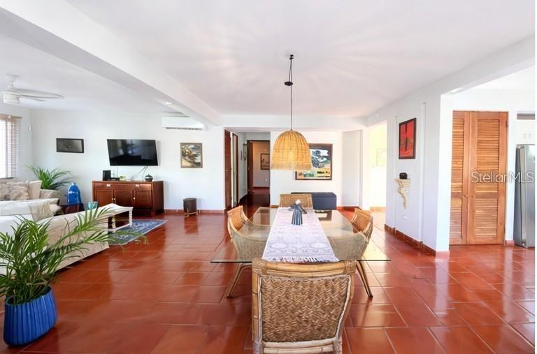 Principal E1 Lakeside Villas Property Photo 4