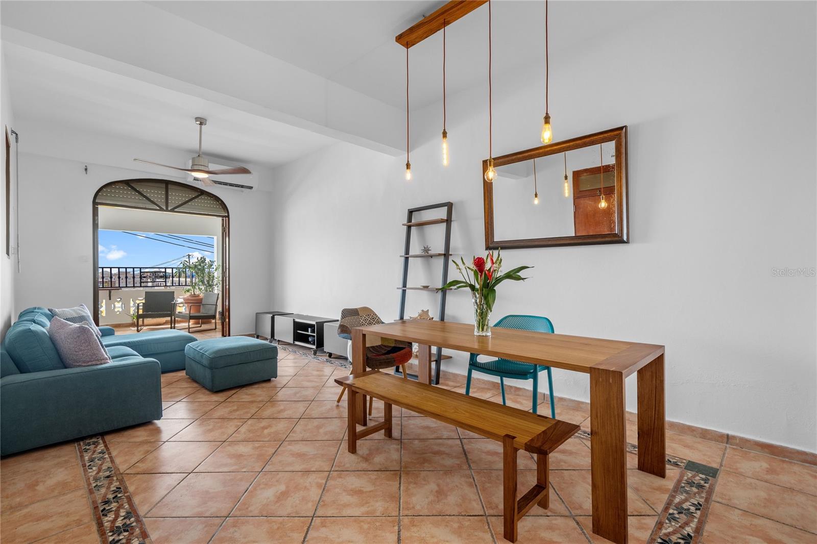 353 Calle De La Luna #301 Property Photo 15