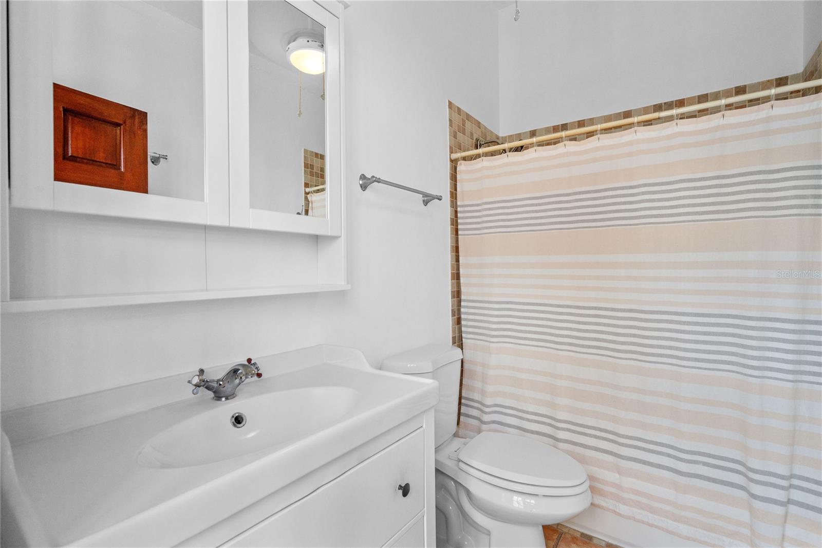 353 Calle De La Luna #301 Property Photo 27