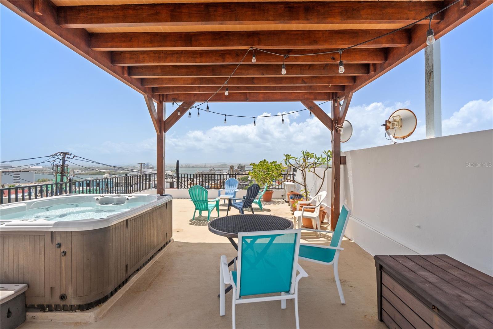 353 Calle De La Luna #301 Property Photo 31