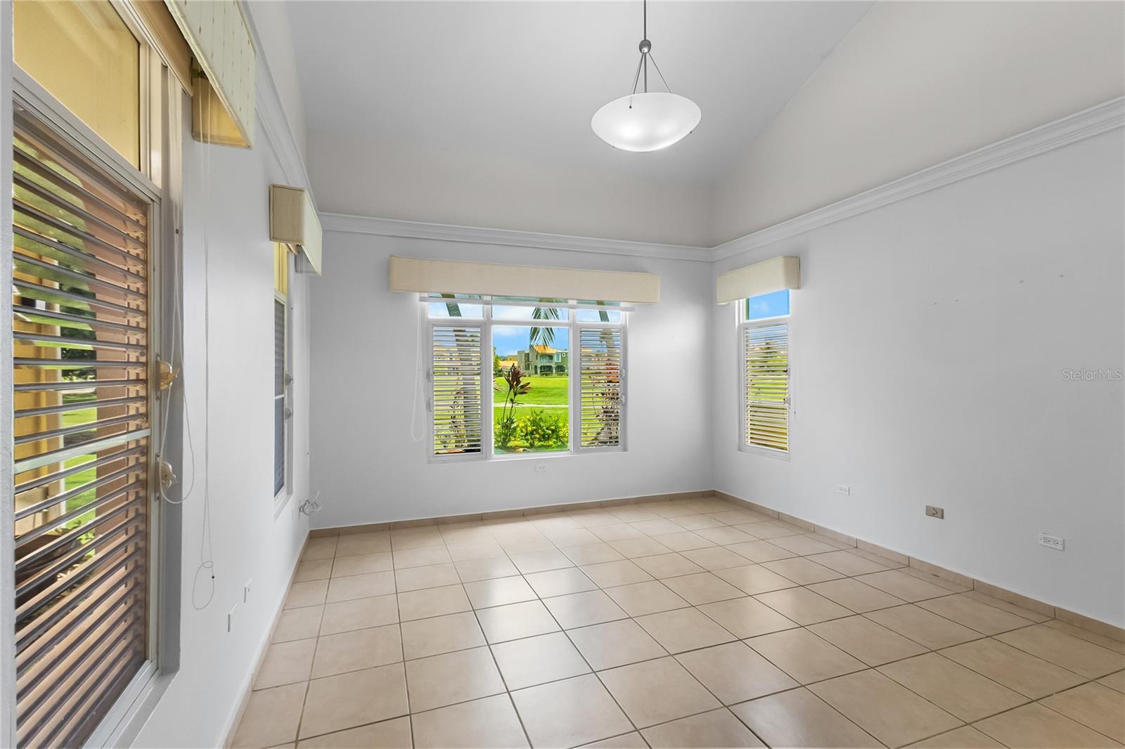 1 Eagle St Property Photo 37