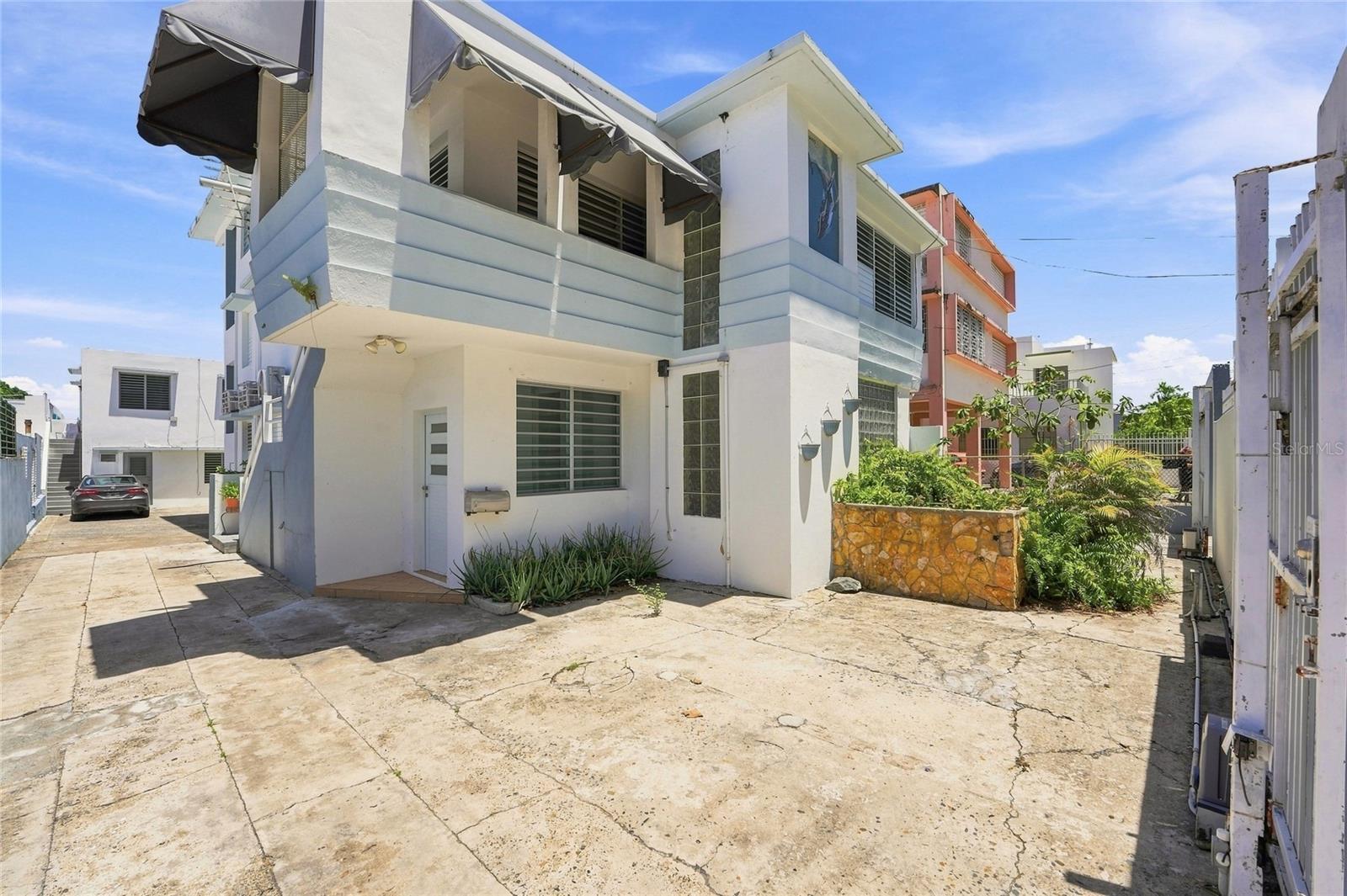 2103 Calle Loiza Property Photo 3