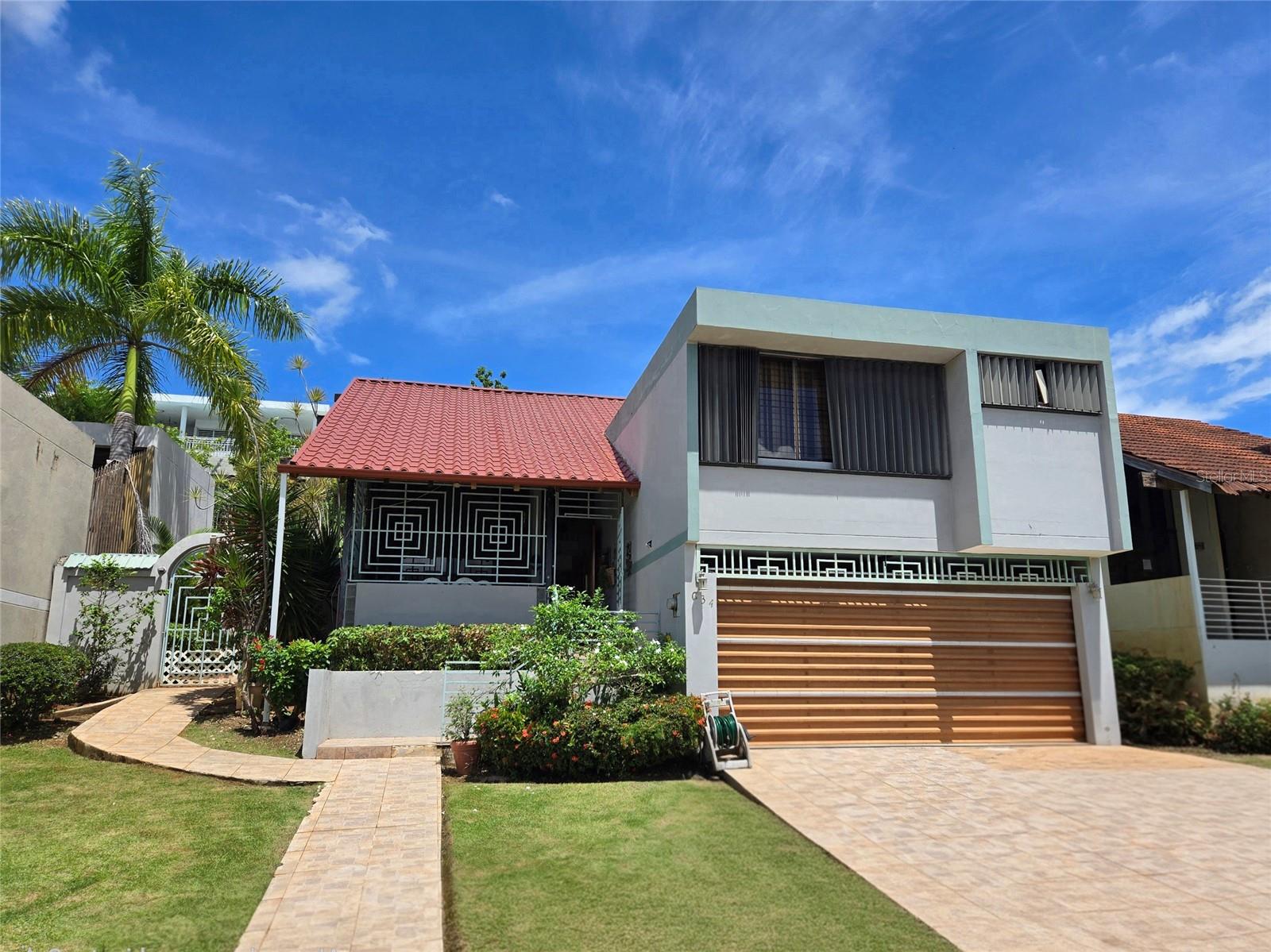 PR9124317 Property Photo 1