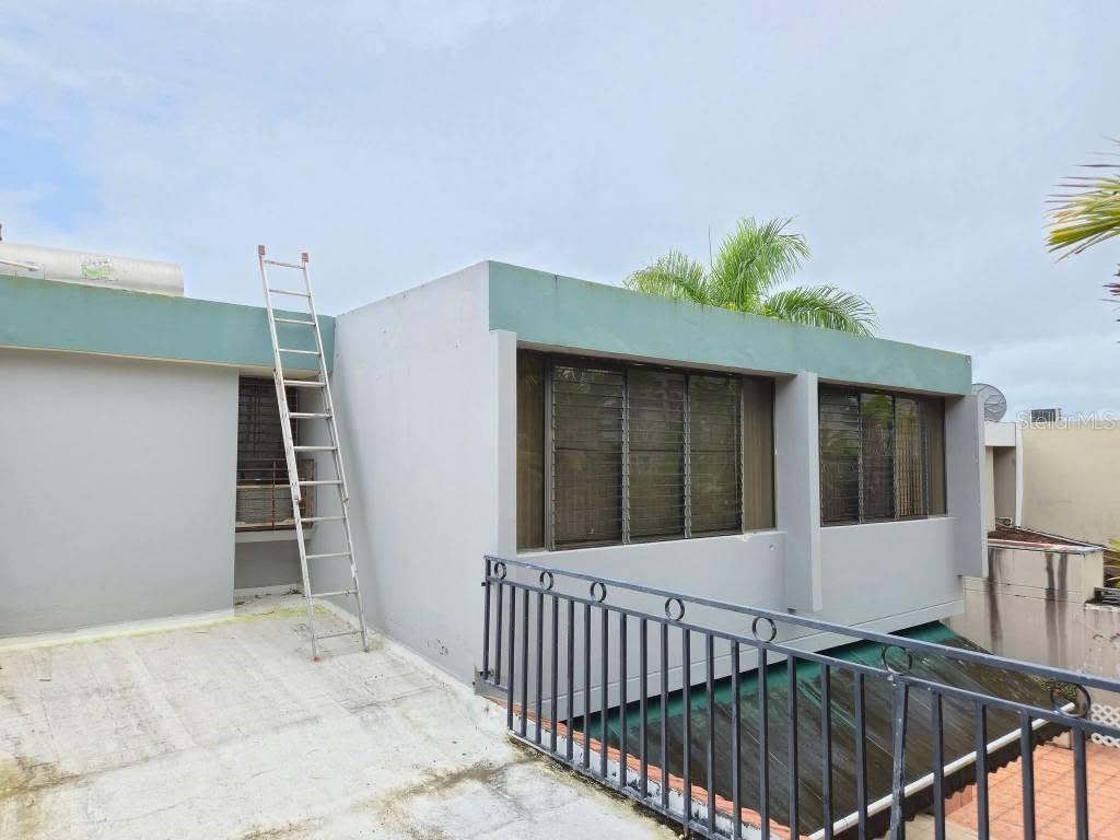 PR9124317 Property Photo 48