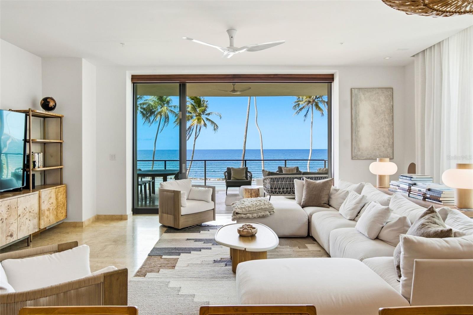 3332-3333 West Beach Residences #3332-3333 Property Photo 1
