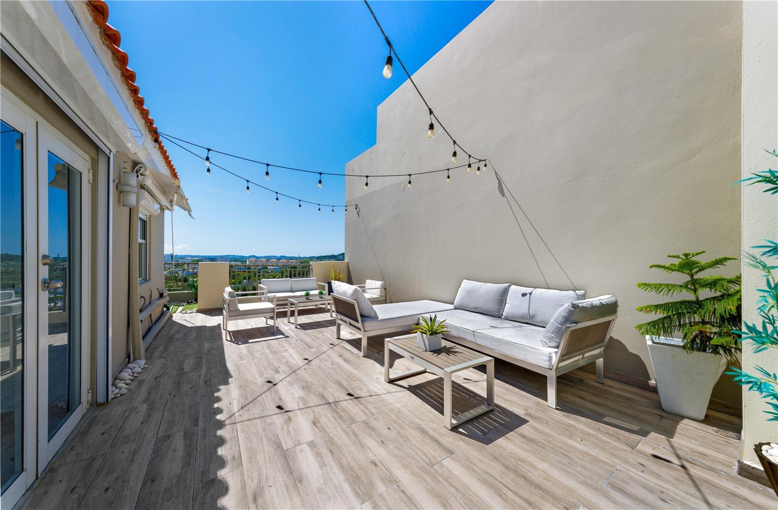 270 San Ignacio Ave #penthouse-l512 Property Photo 19