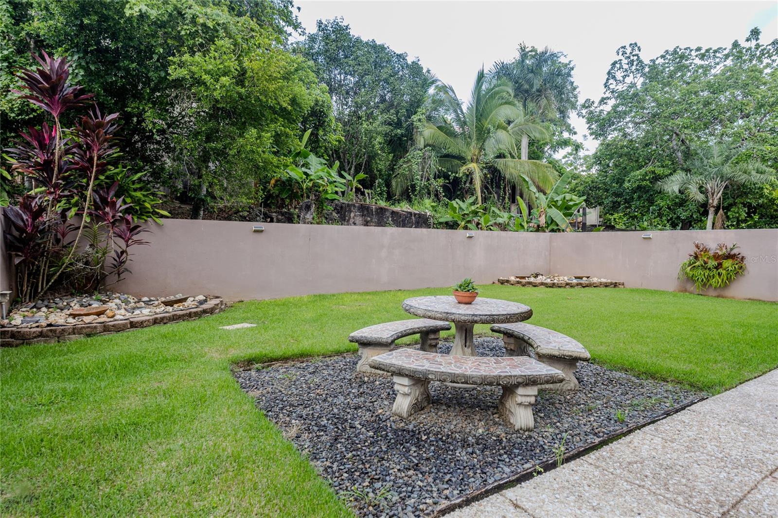 202 Fernando De Aragon Property Photo 10