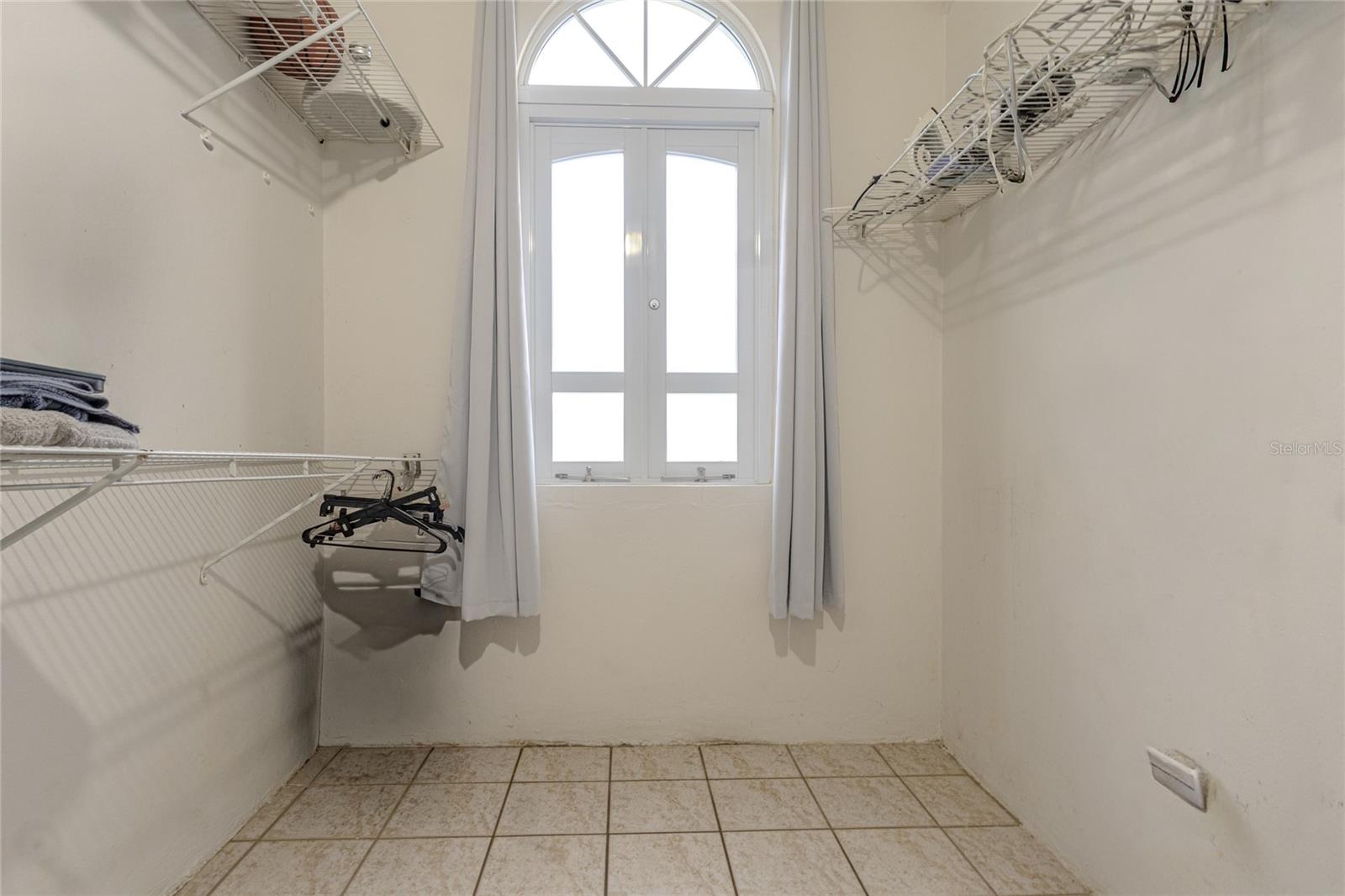 202 Fernando De Aragon Property Photo 13