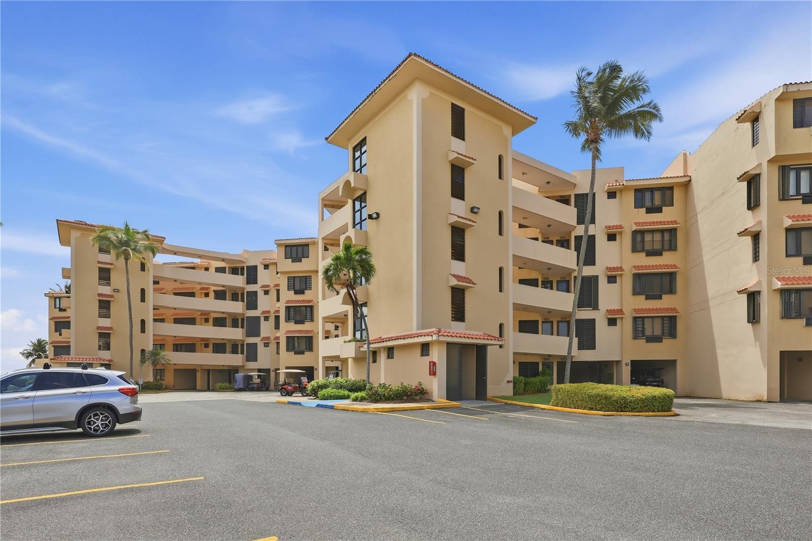 190 Candelero Dr #264 Property Photo 2