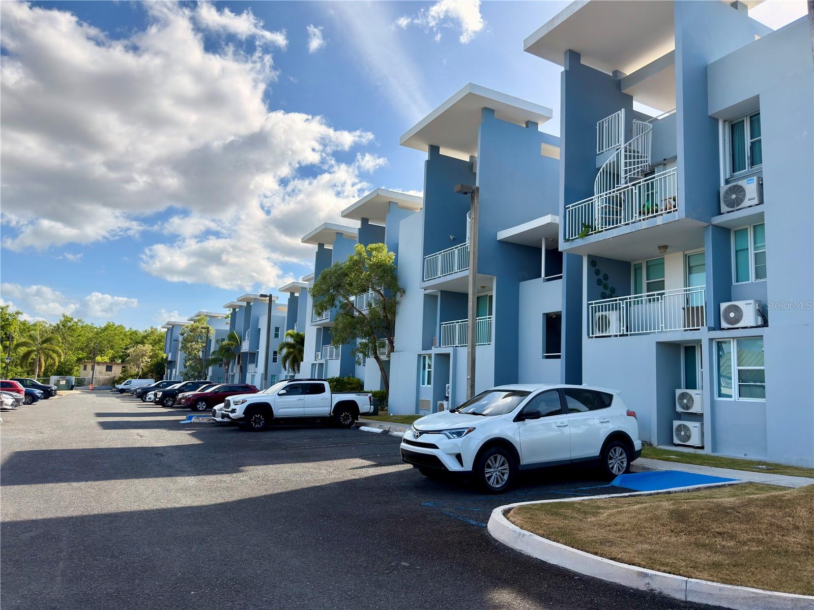 Cond Paseo Del Rey #f-302 Property Photo 2