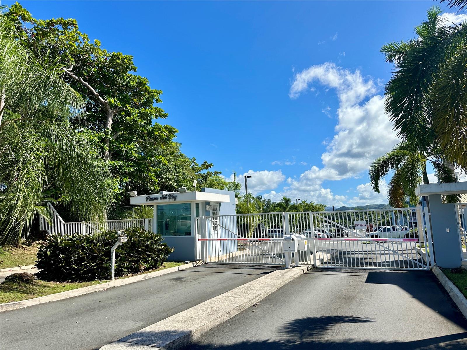 Cond Paseo Del Rey #f-302 Property Photo 32