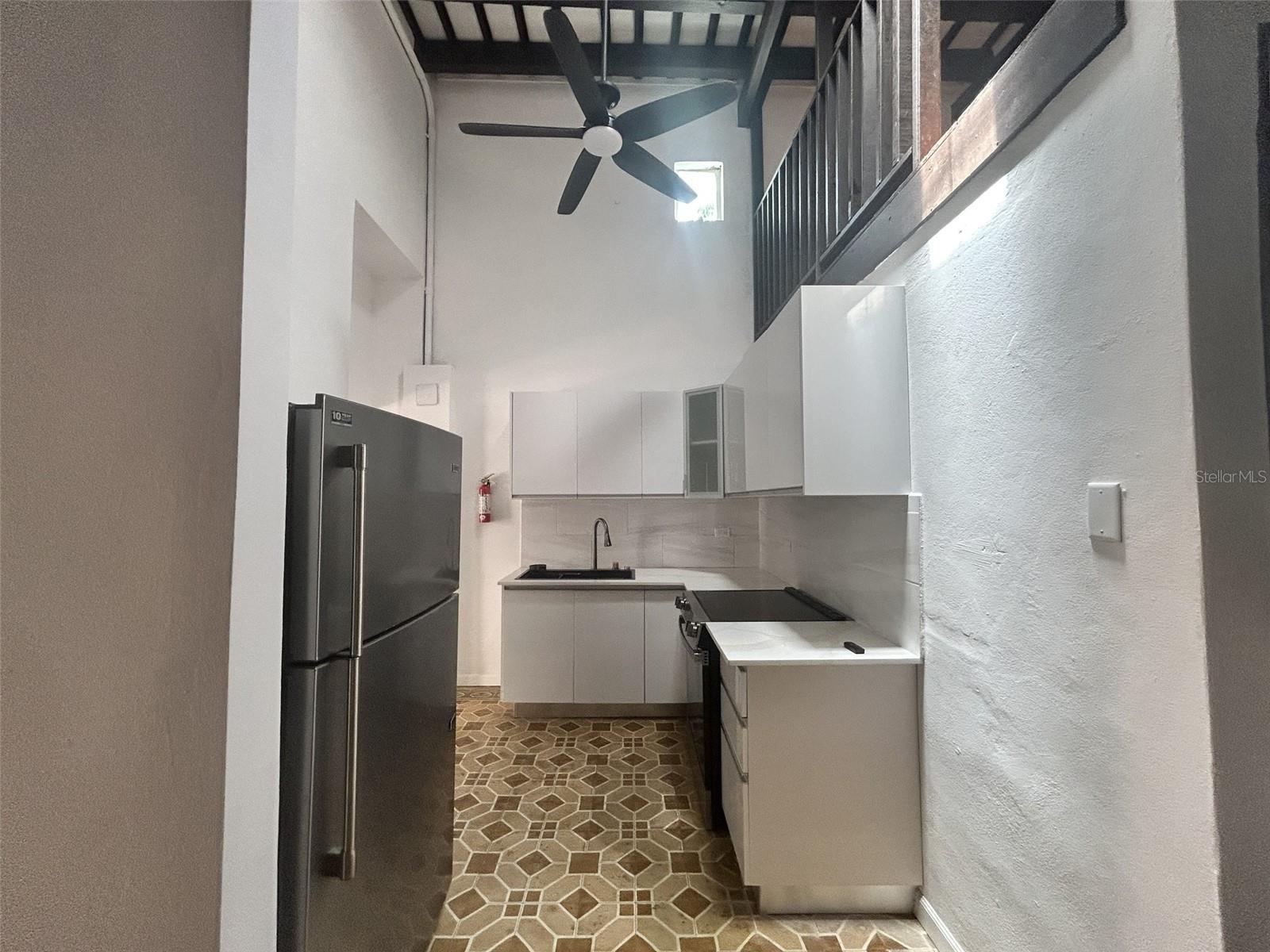 273 Calle Sol #2-a Property Photo 7