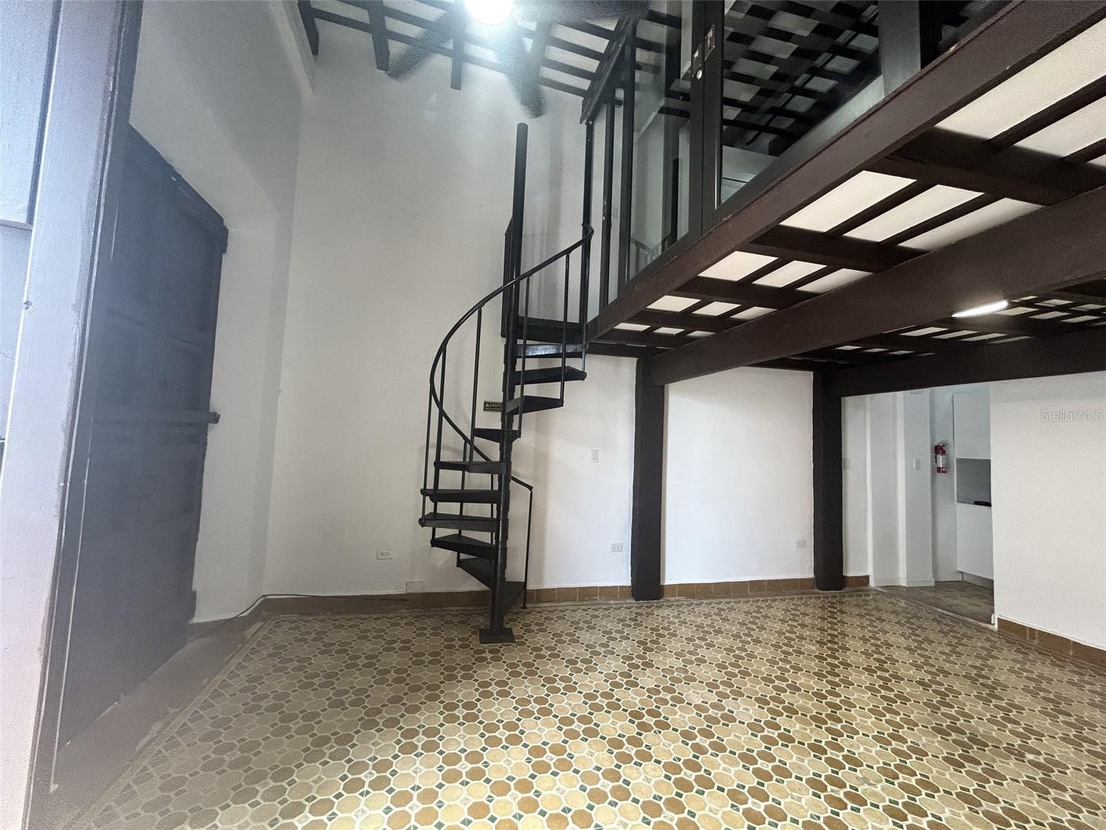 273 Calle Sol #2-a Property Photo 11