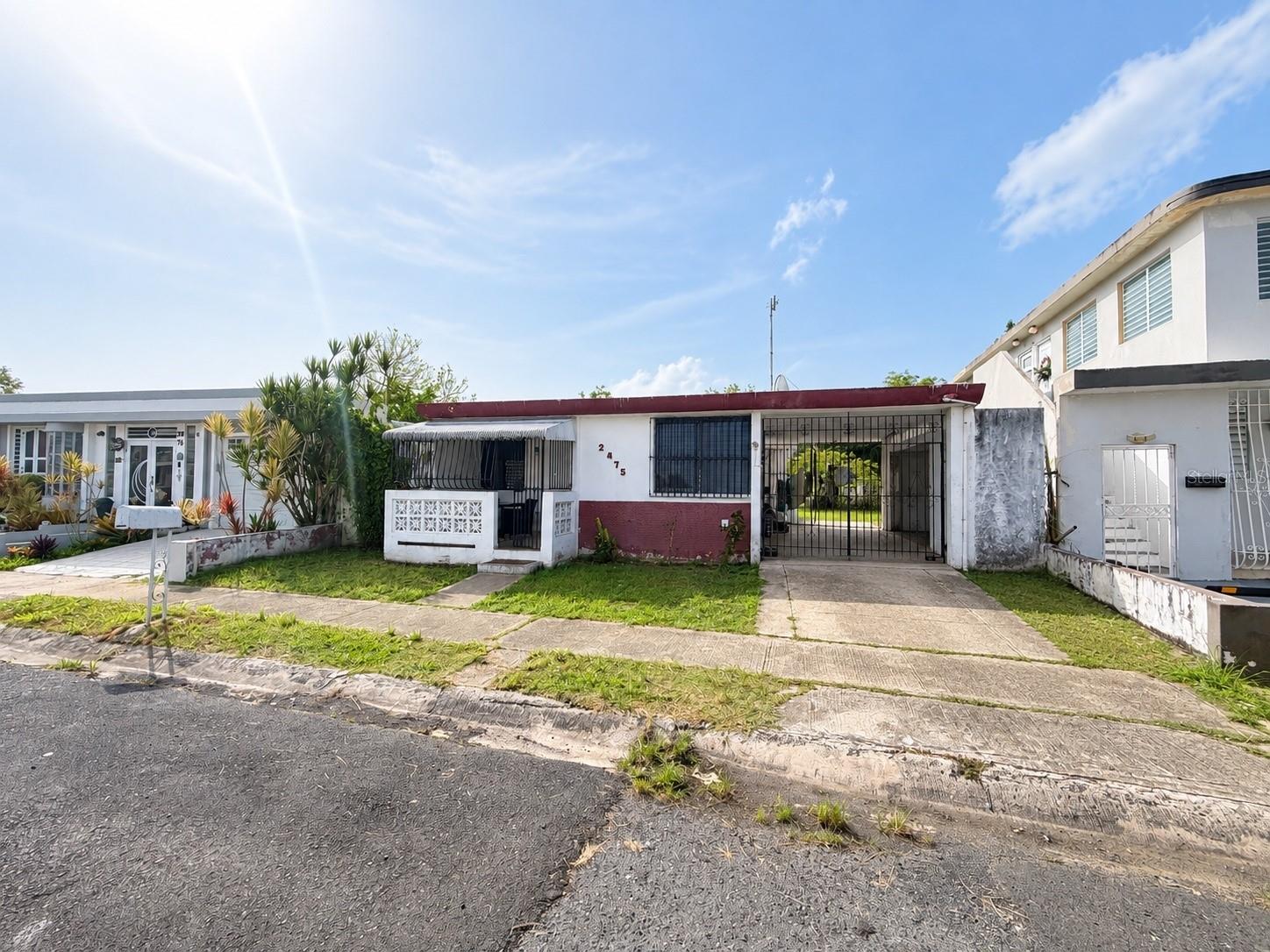 4g 55 Metropolis Property Photo 1