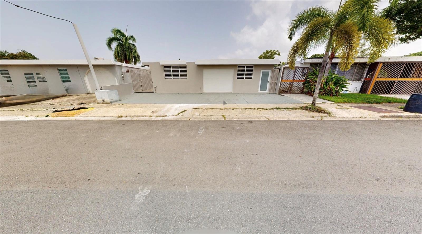 8 SANTA ROSA Property Photo 1