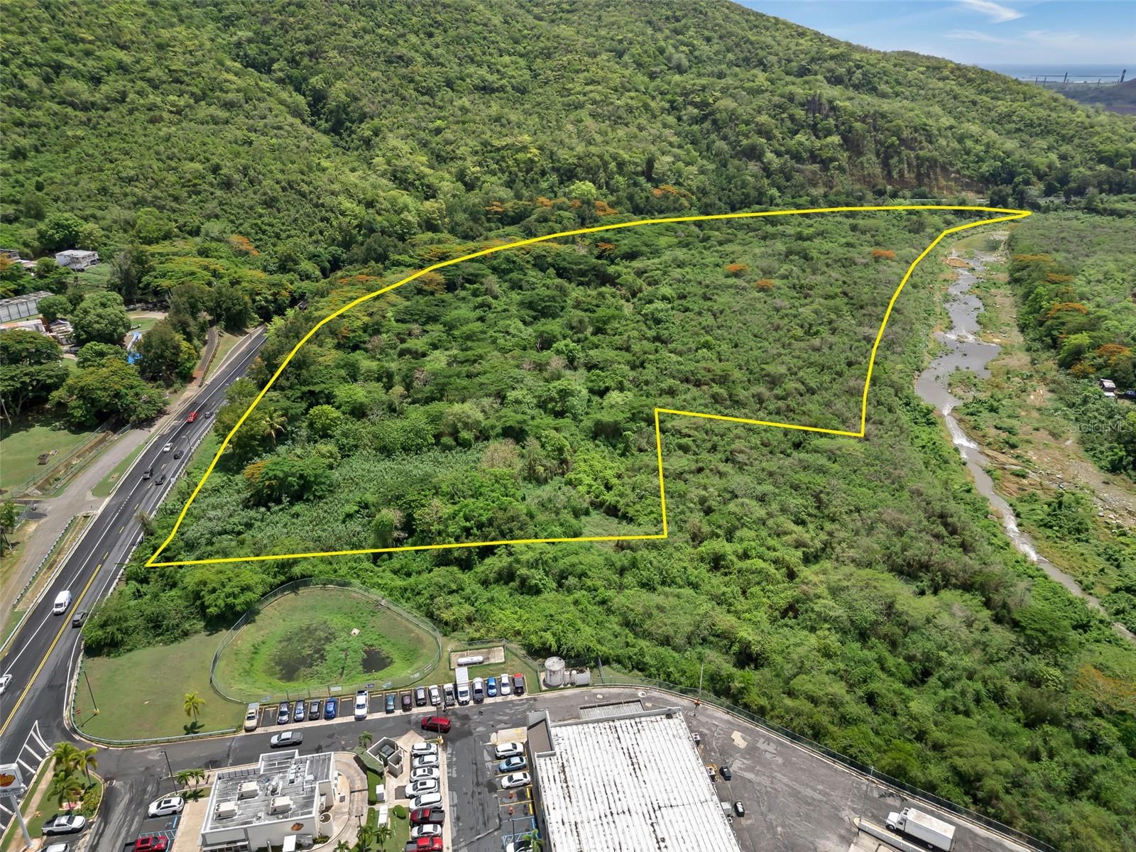 Pr 385 Property Photo 15