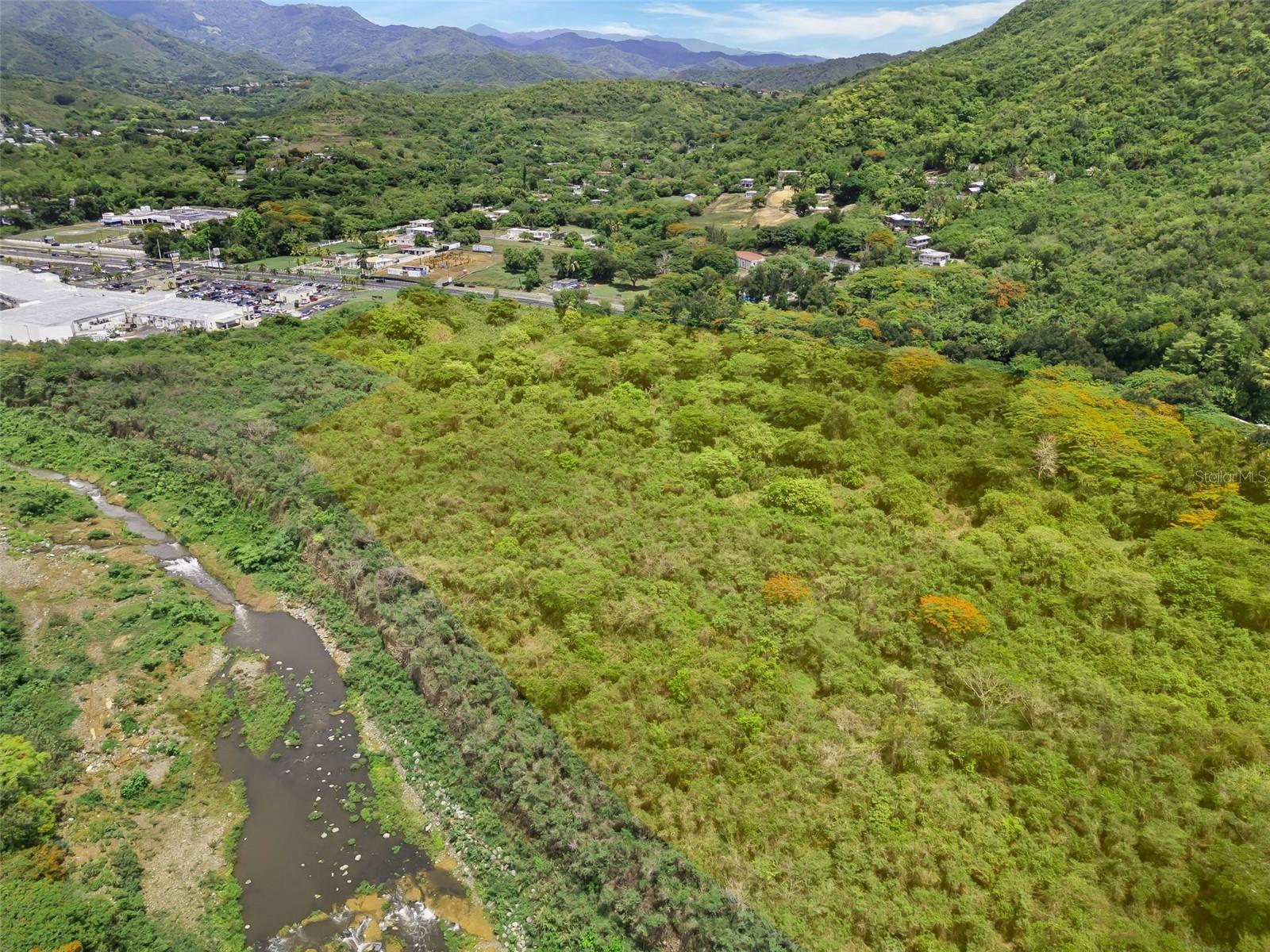 Pr 385 Property Photo 18