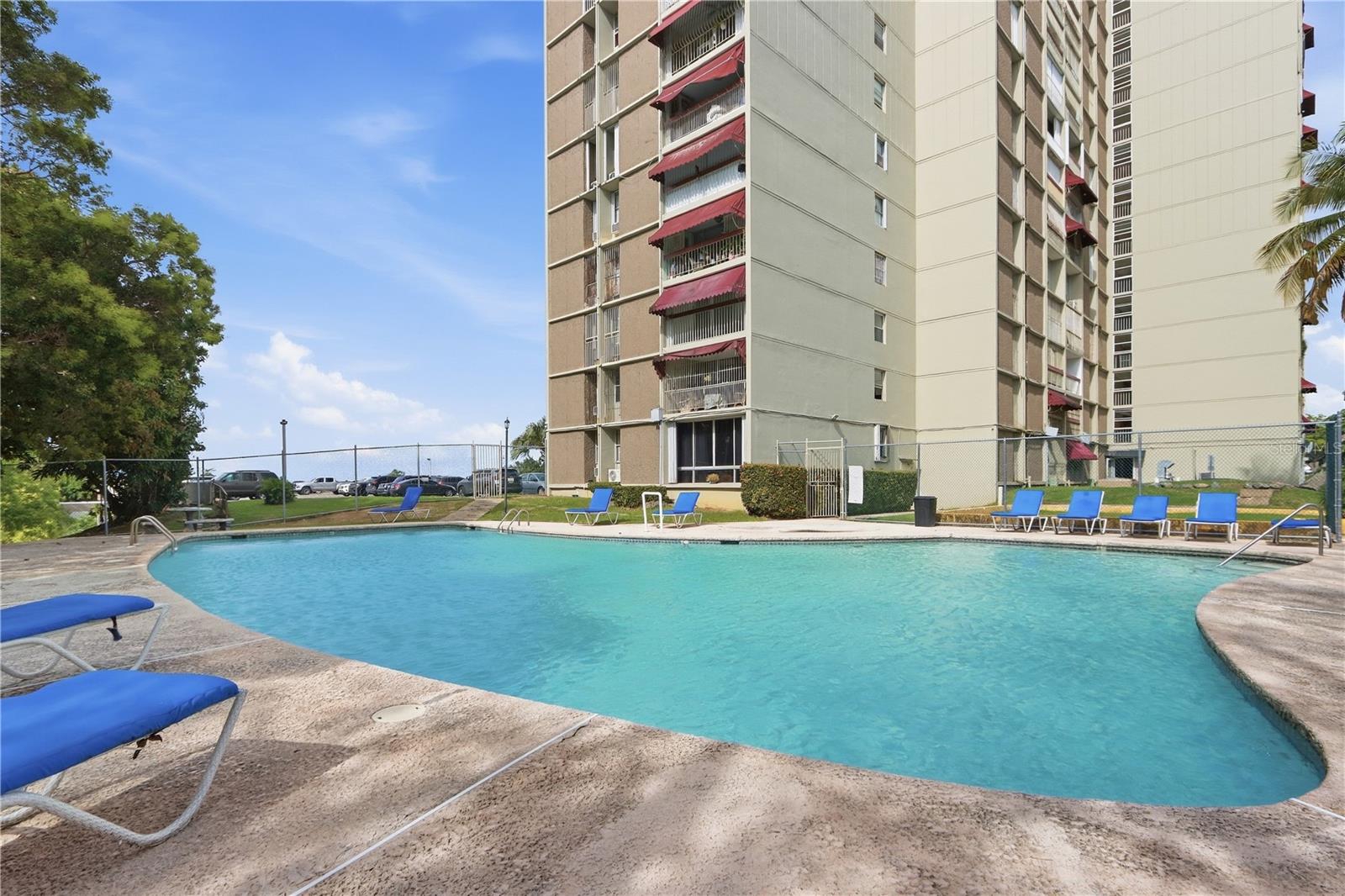 El Señorial Apt 905 Cond Villas Del Señorial #1 Property Photo 1