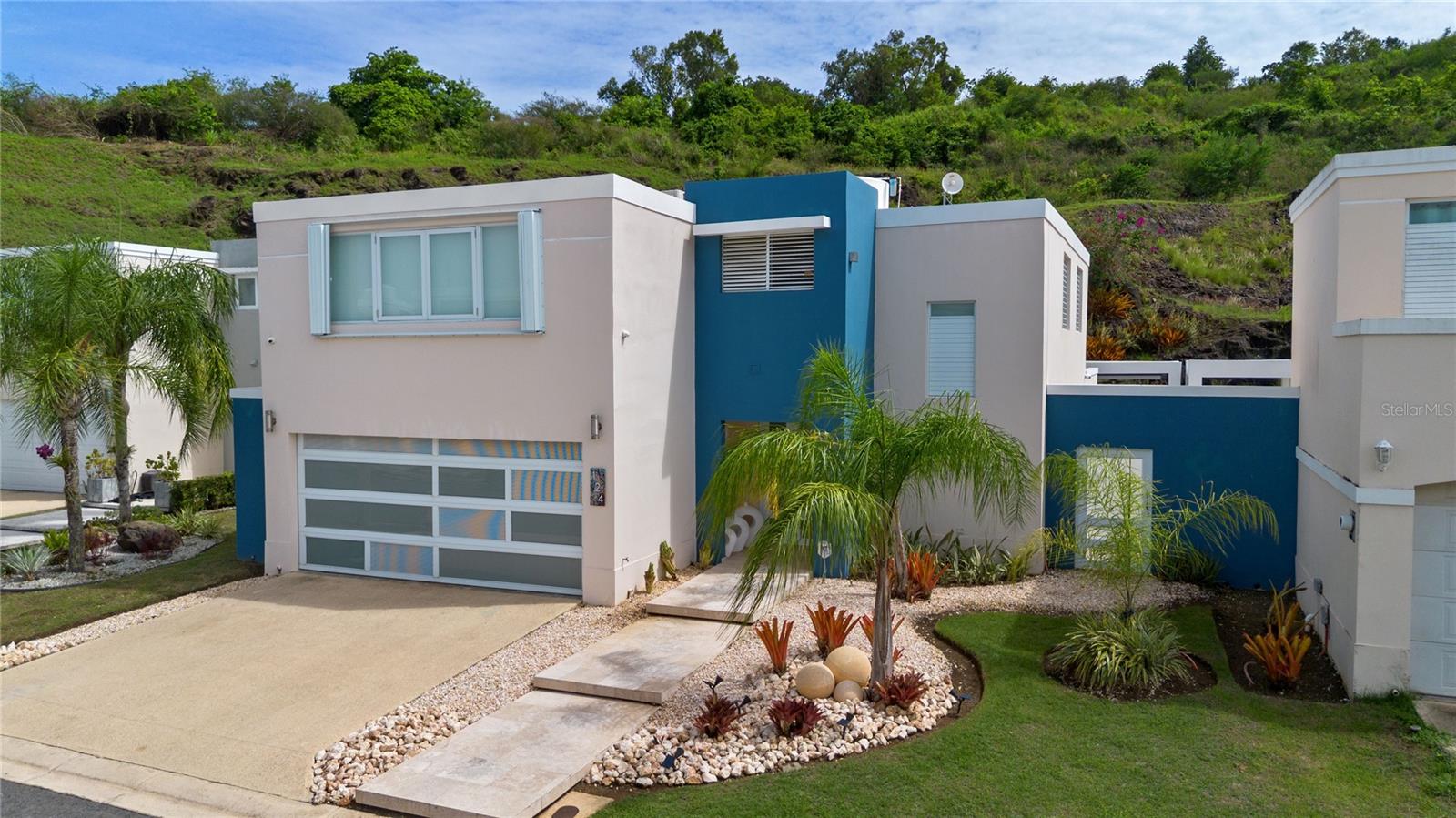 Calle Sendero-65.89425830 Urb. Las Haciendas Property Photo 1
