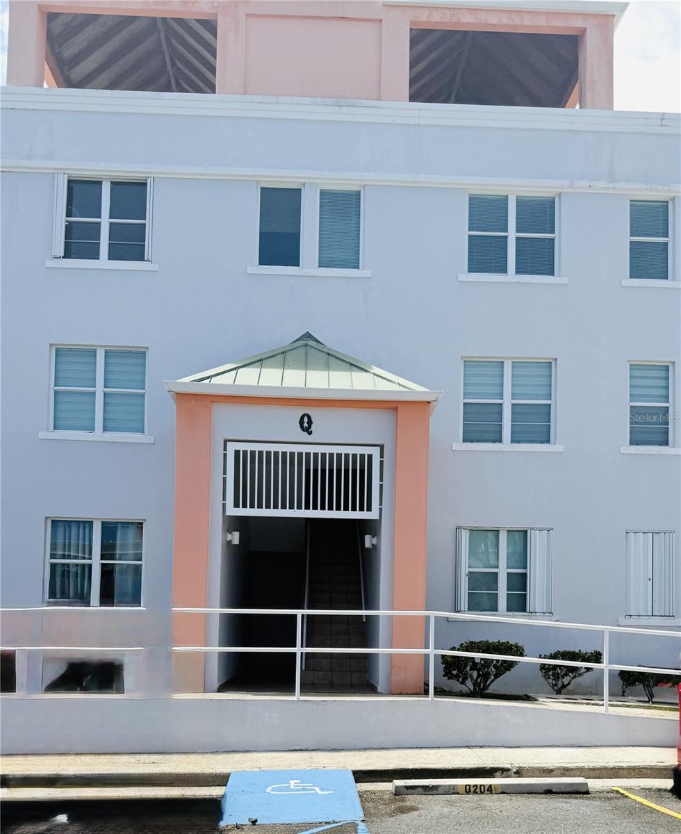 Pr-194 Condominium La Loma #q 203 Property Photo 2