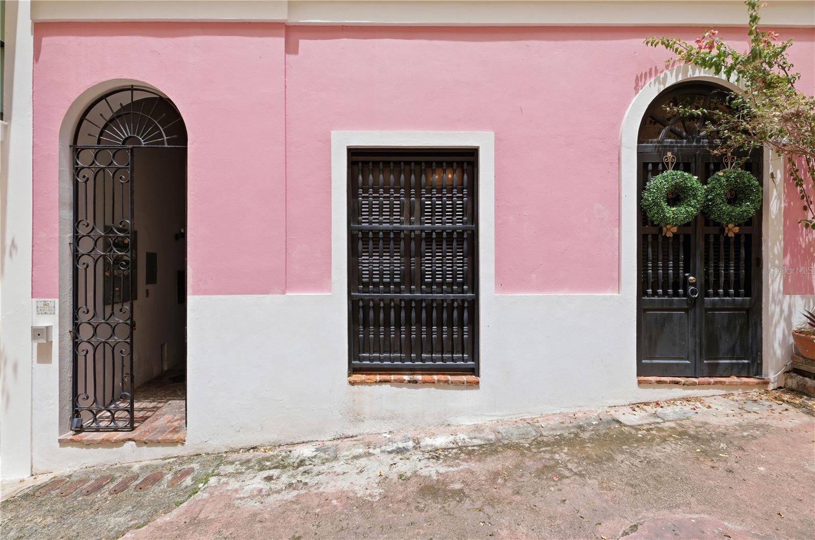 102 ESCALINATA DE LAS MONJAS ST #5 Property Photo 1