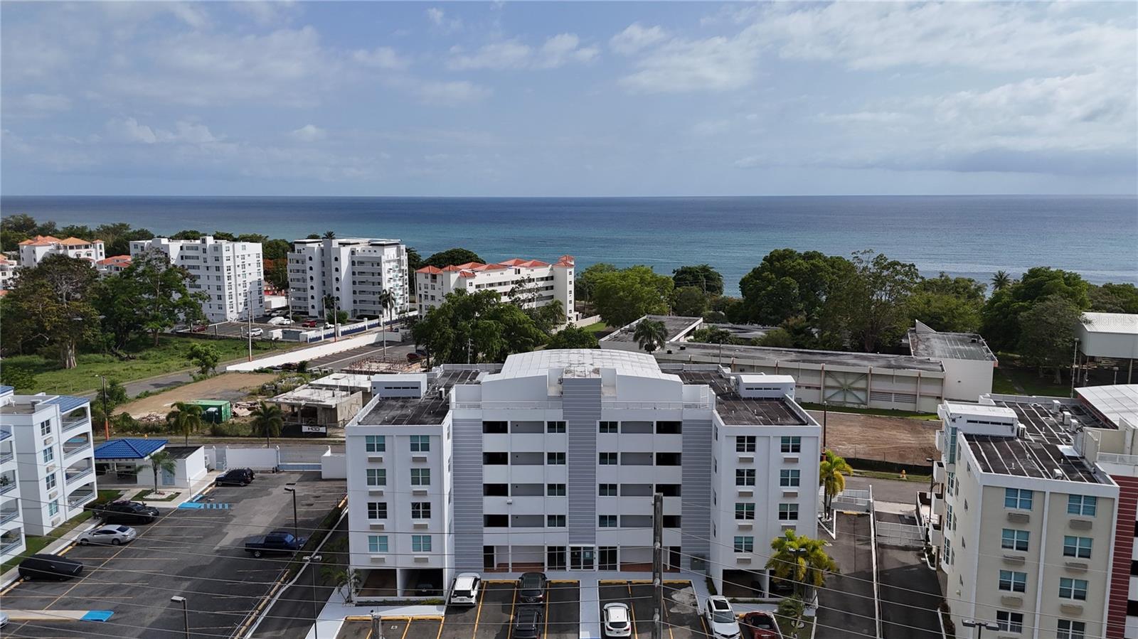 Suite 202 Calle Benjamin Gomez #202 Property Photo