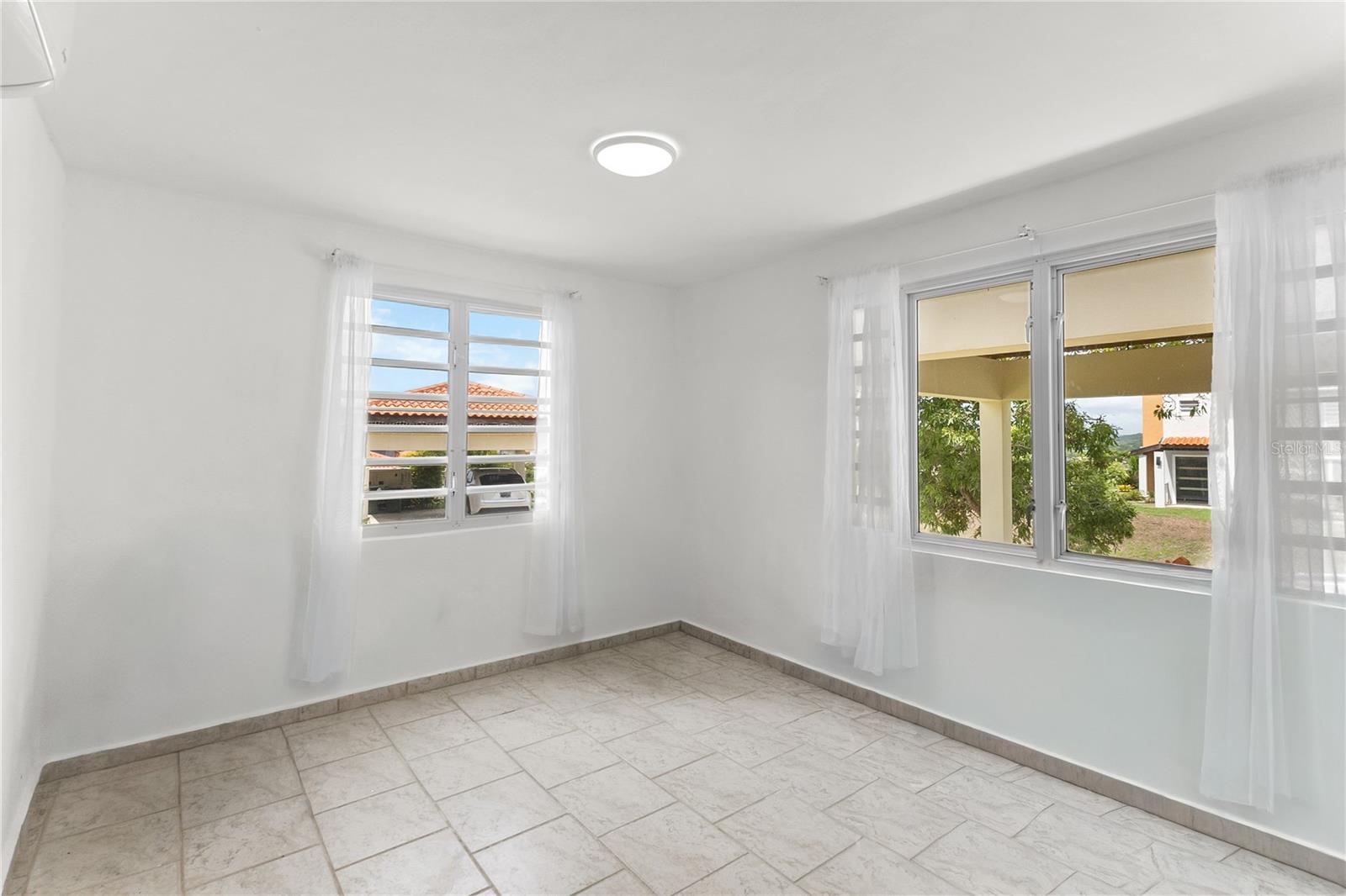 B31 Sunset Property Photo 9