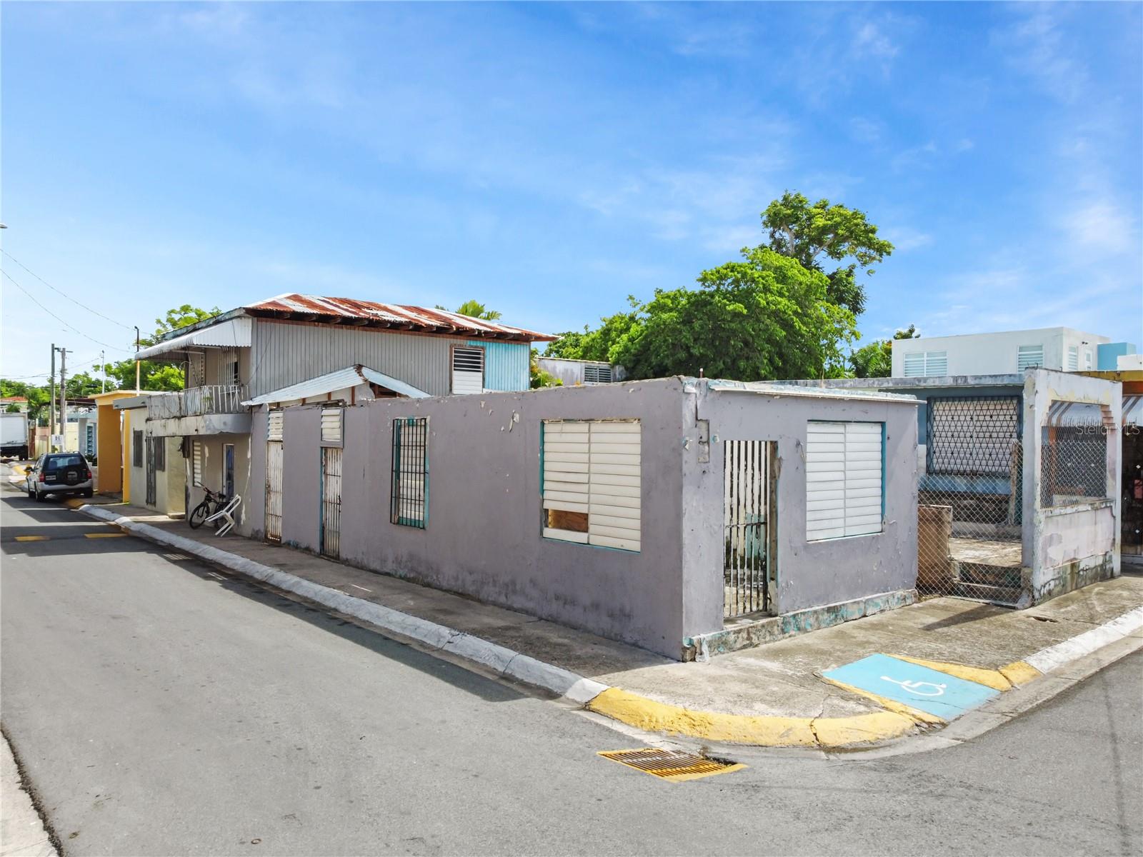 20 Amparo Property Photo 6