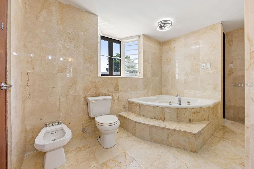 26 Plaza 3 Property Photo 23
