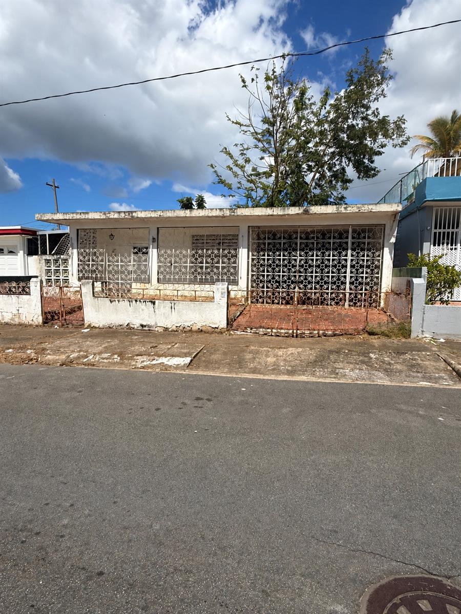 T1 Jacinto Property Photo 1