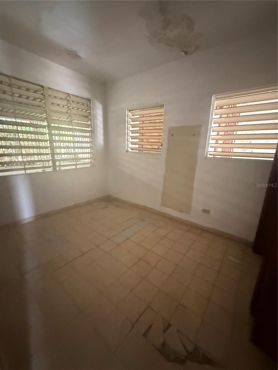 T1 Jacinto Property Photo 28