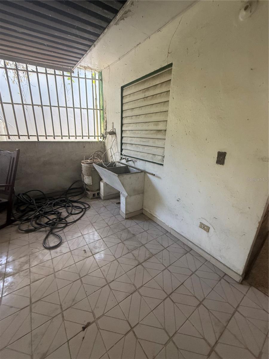 T1 Jacinto Property Photo 34