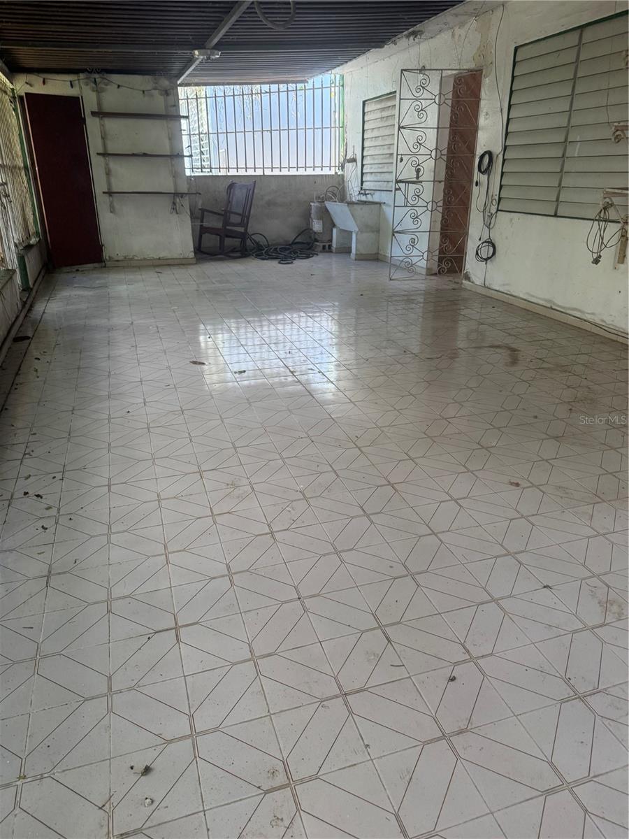 T1 Jacinto Property Photo 40