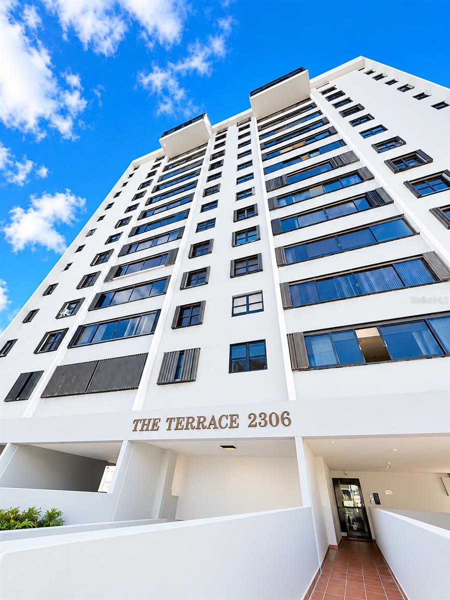 2306 Calle Laurel #8 #ph F Property Photo 1