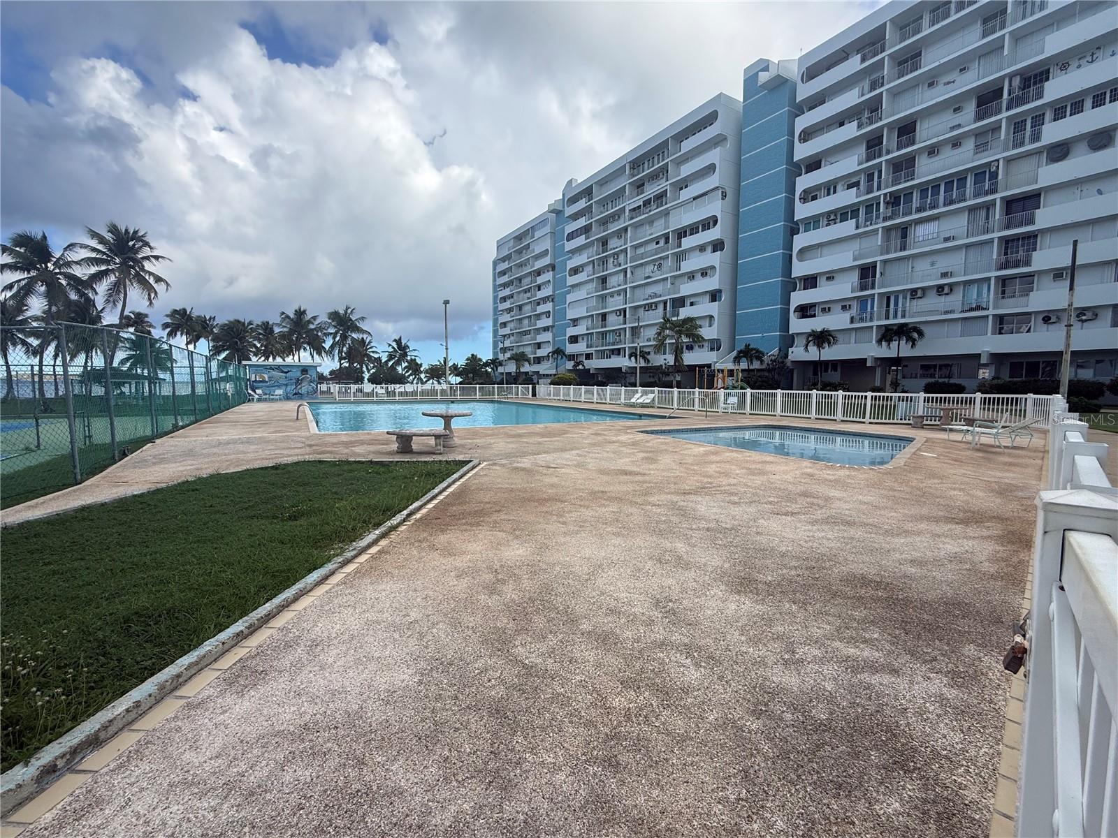 Torre Ii Cond. Isleta Marina #9j Property Photo 1