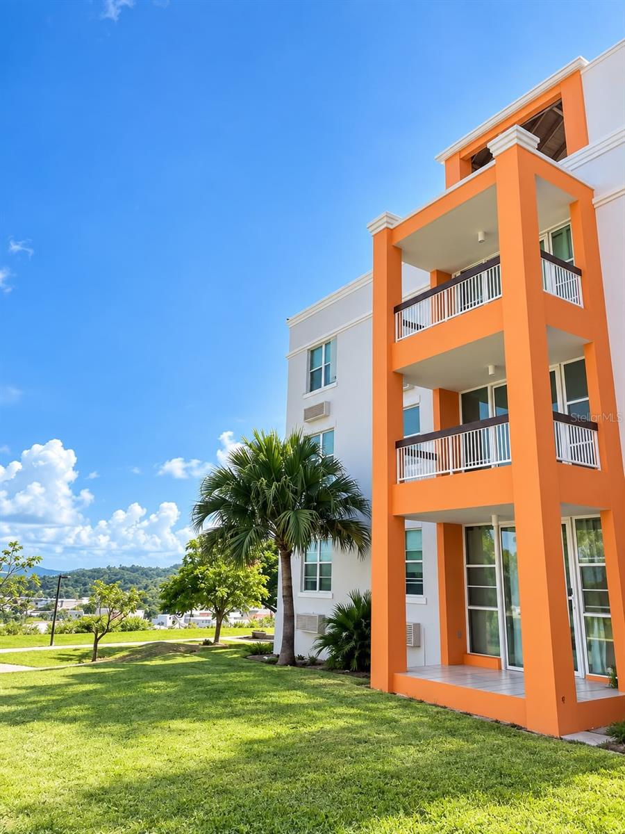 Cond La Loma Carr.183 Velere #o-104 Property Photo 13