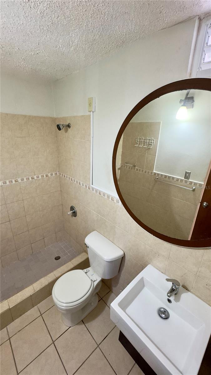 2 Cond. Garden View #4-42 Property Photo 11
