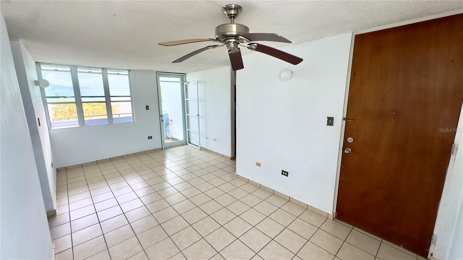 2 Cond. Garden View #4-42 Property Photo 14