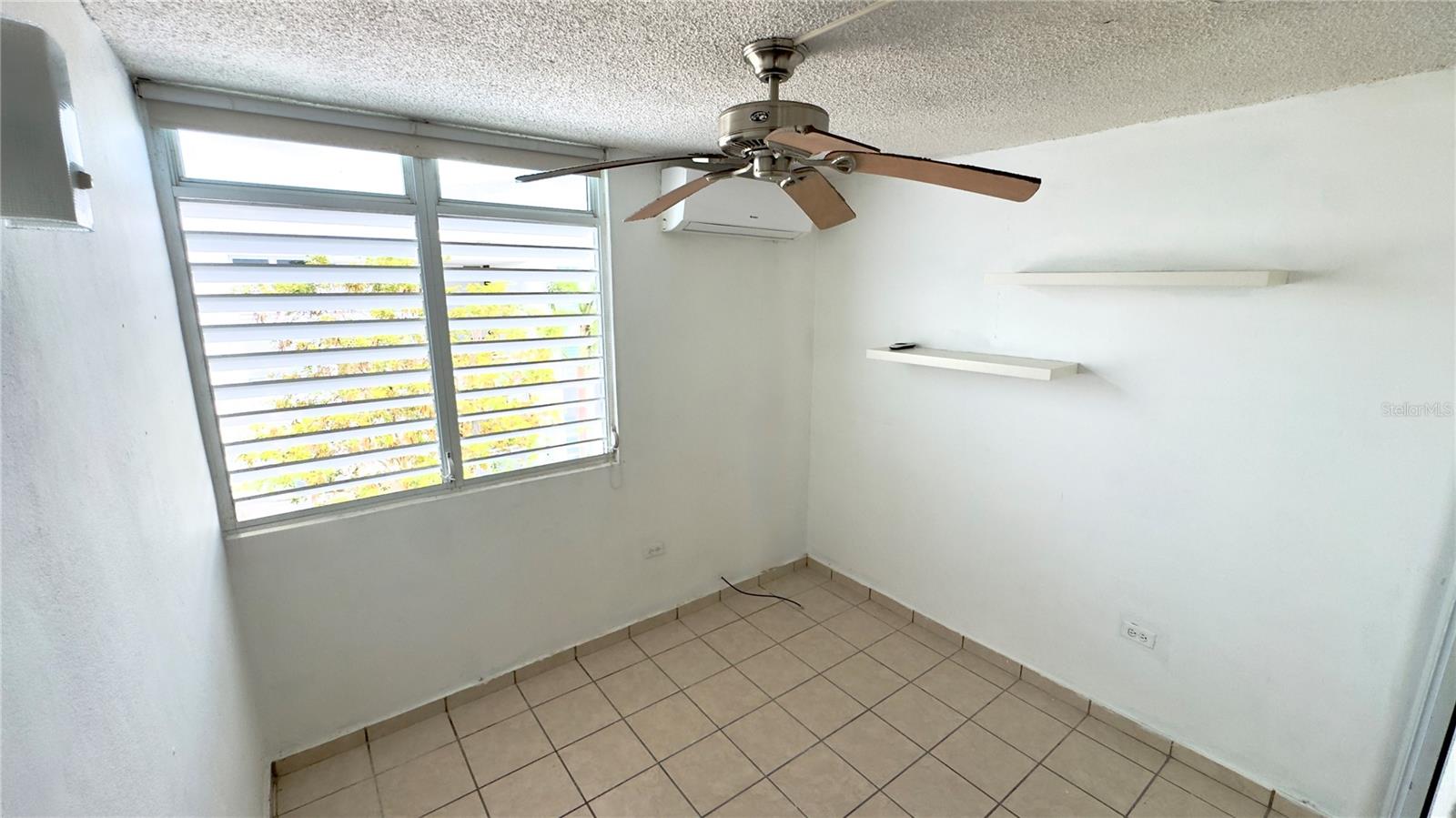 2 Cond. Garden View #4-42 Property Photo 18