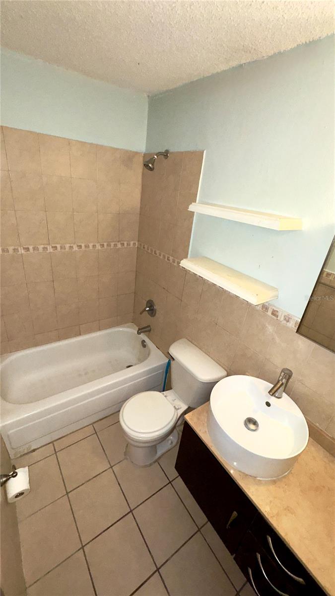 2 Cond. Garden View #4-42 Property Photo 20